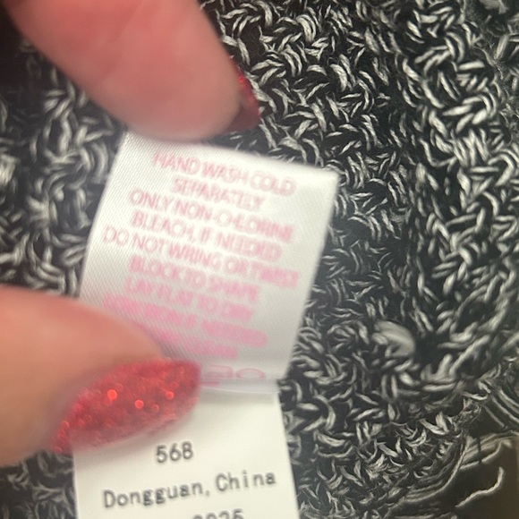 NWT LILLY PULITZER bow cardigan sweater. - Picture 9 of 16